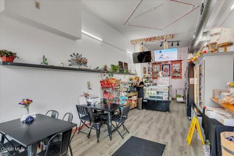 418 Madison Avenue Albany NY 12210