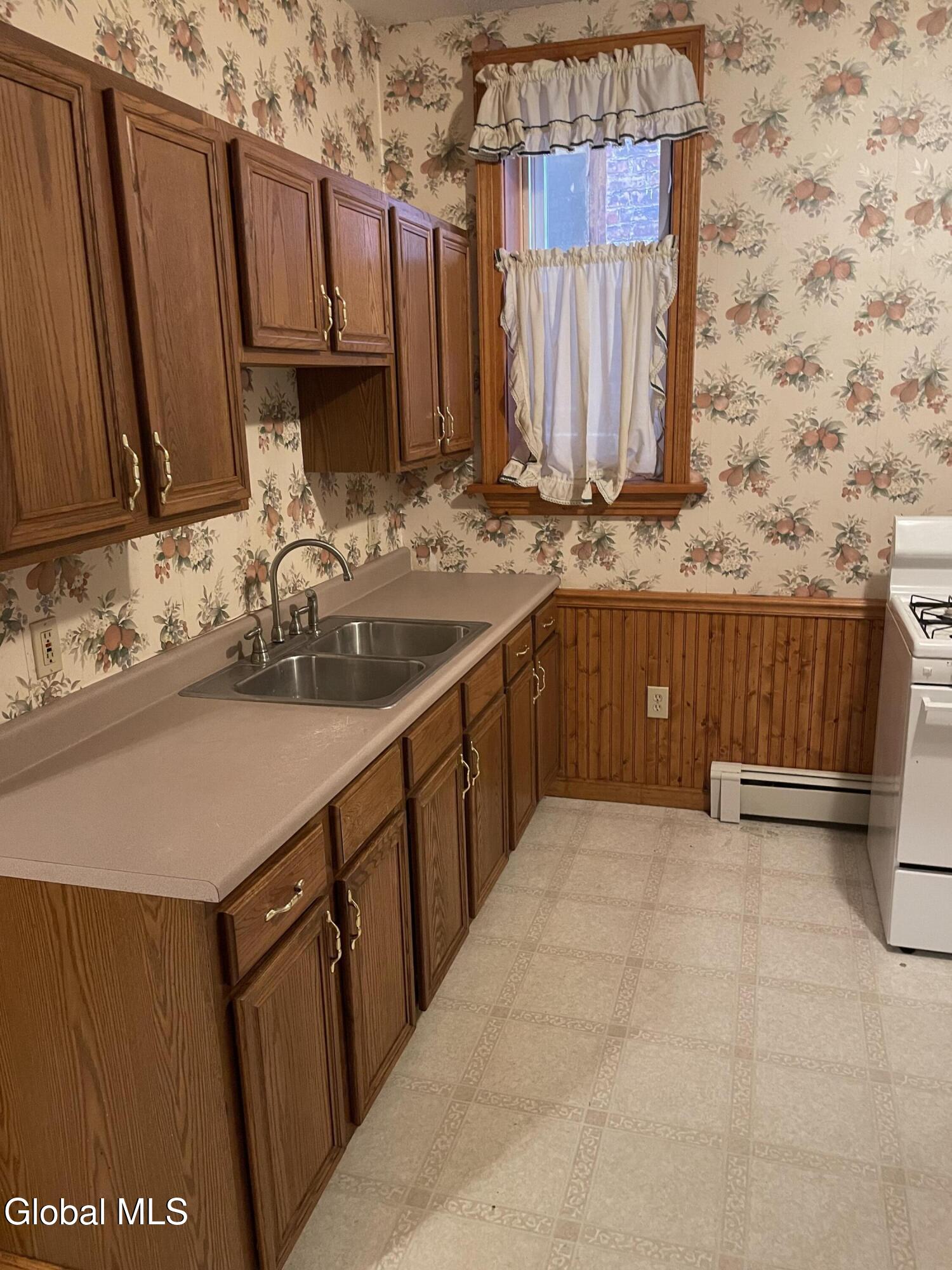 3365 6th Avenue Troy NY 12180