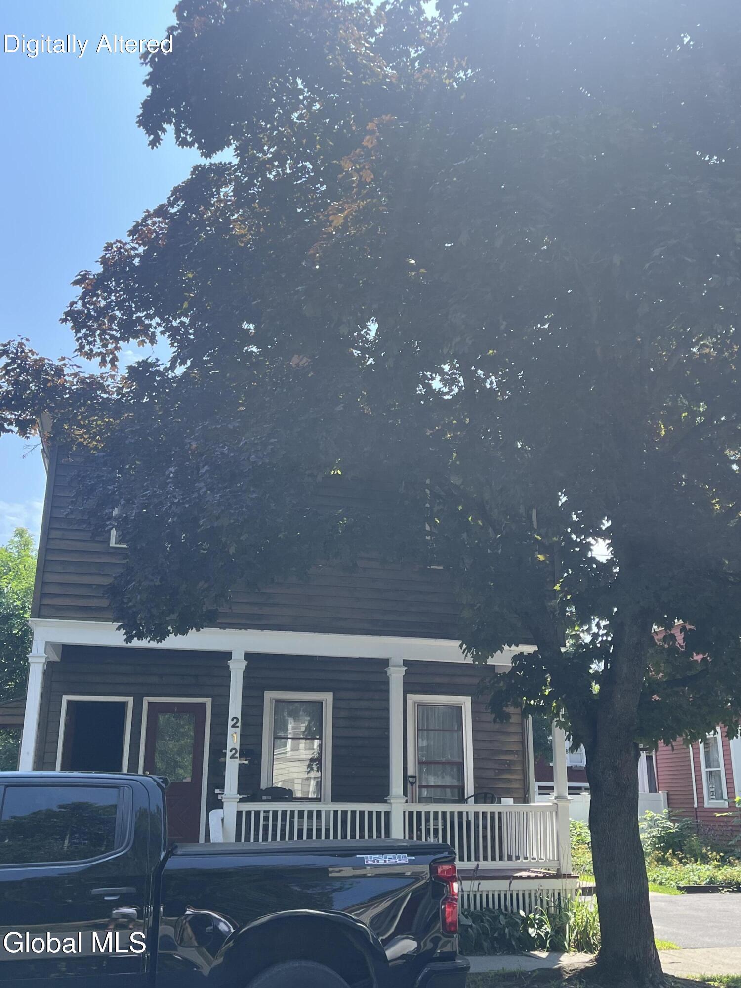 212 Regent Street Saratoga Springs NY 12866