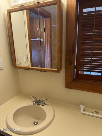 212 Regent Street Saratoga Springs NY 12866