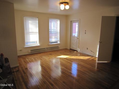 212 Regent Street Saratoga Springs NY 12866