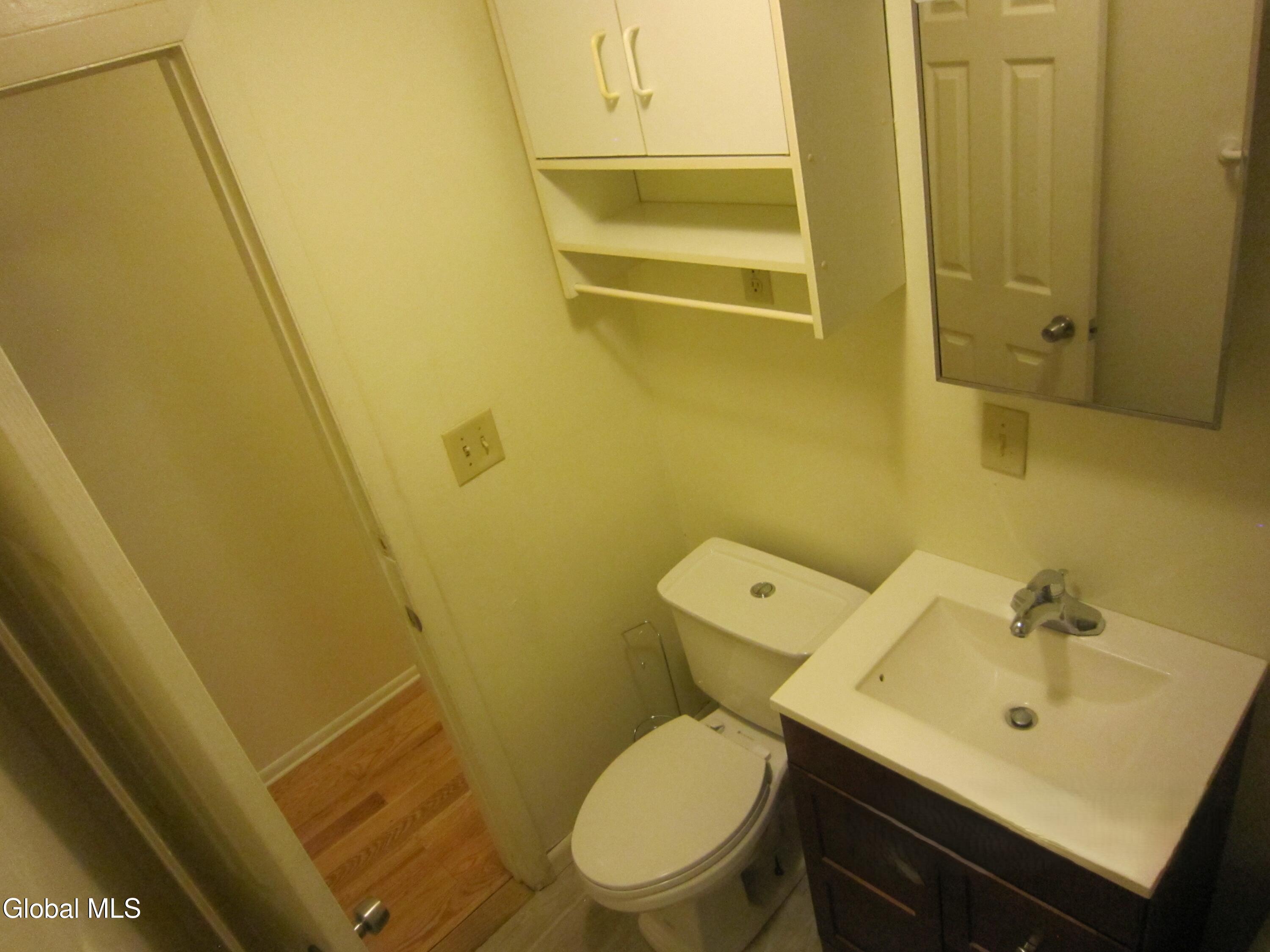 212 Regent Street Saratoga Springs NY 12866