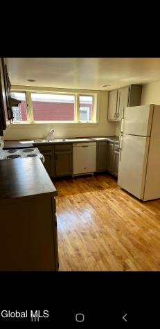 212 Regent Street Saratoga Springs NY 12866