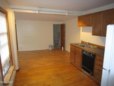212 Regent Street Saratoga Springs NY 12866