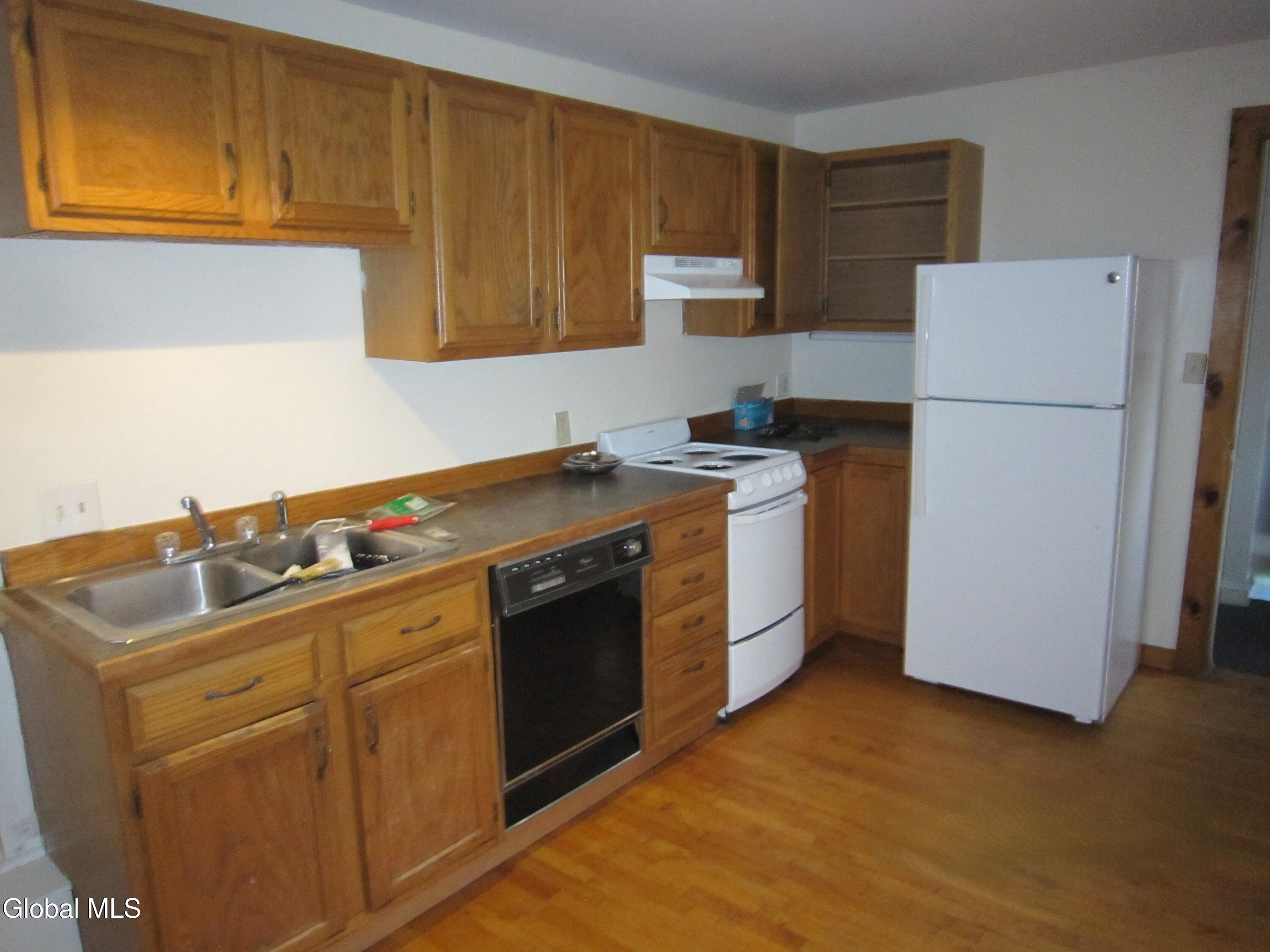 212 Regent Street Saratoga Springs NY 12866