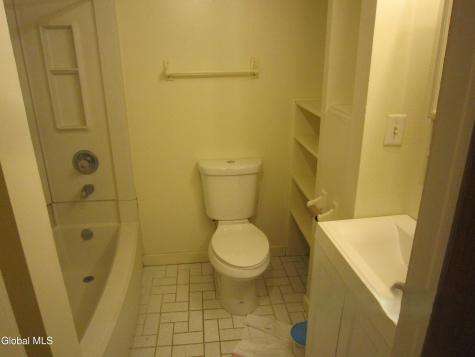 212 Regent Street Saratoga Springs NY 12866