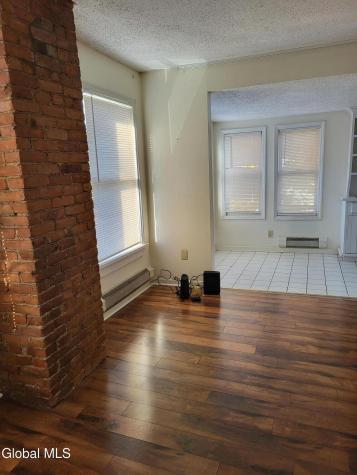 212 Regent Street Saratoga Springs NY 12866