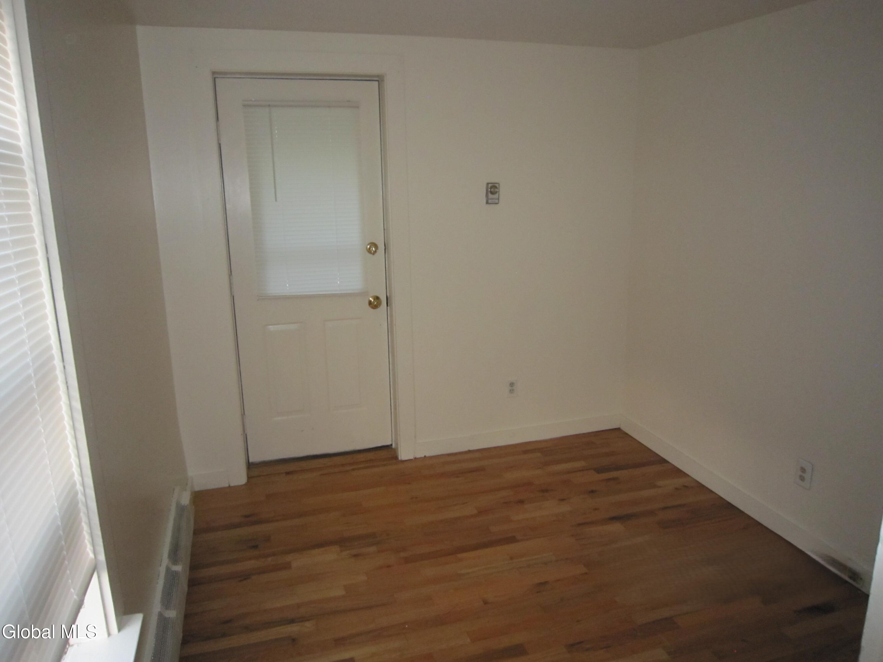 212 Regent Street Saratoga Springs NY 12866