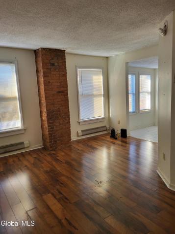 212 Regent Street Saratoga Springs NY 12866