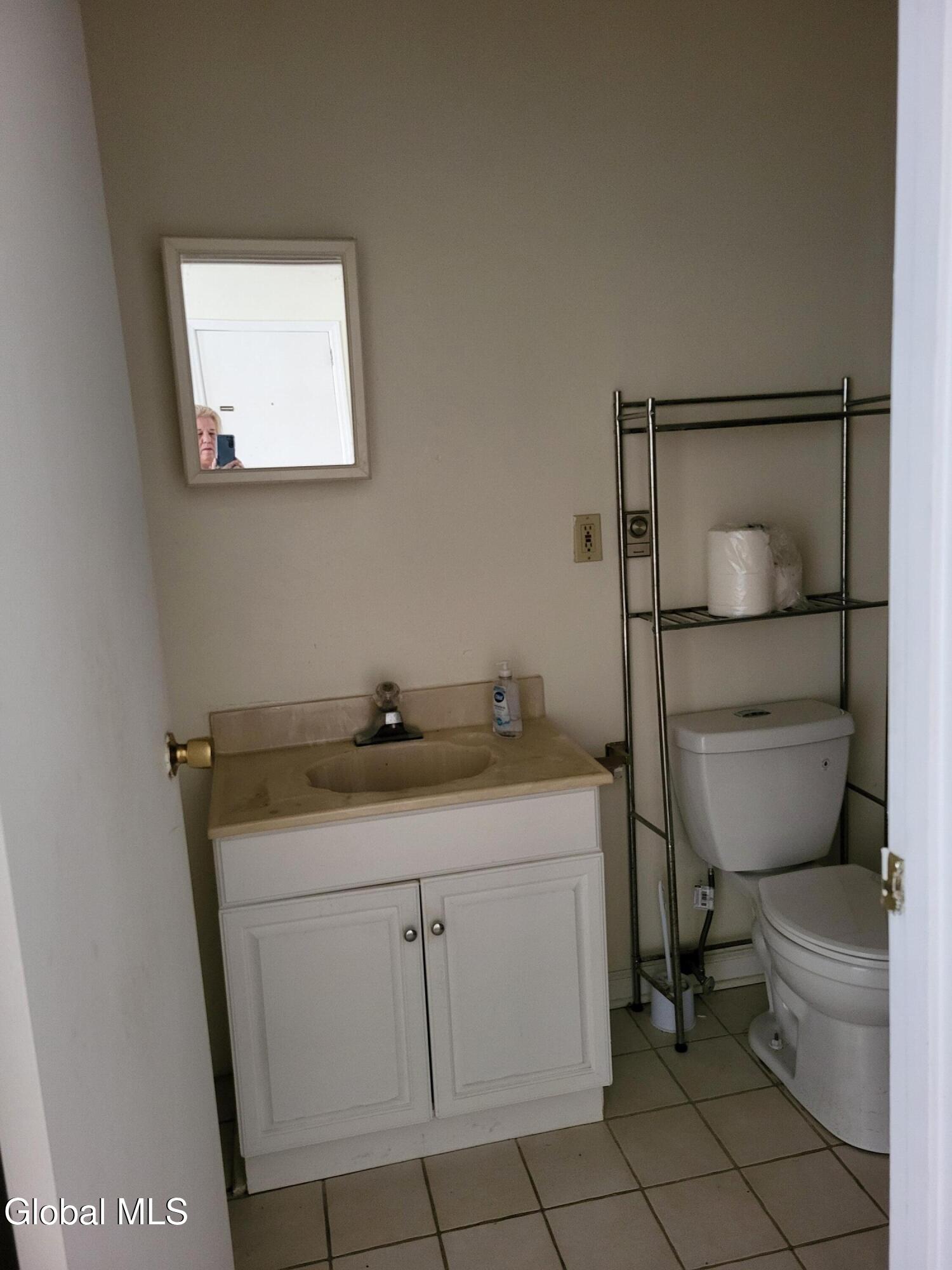 212 Regent Street Saratoga Springs NY 12866