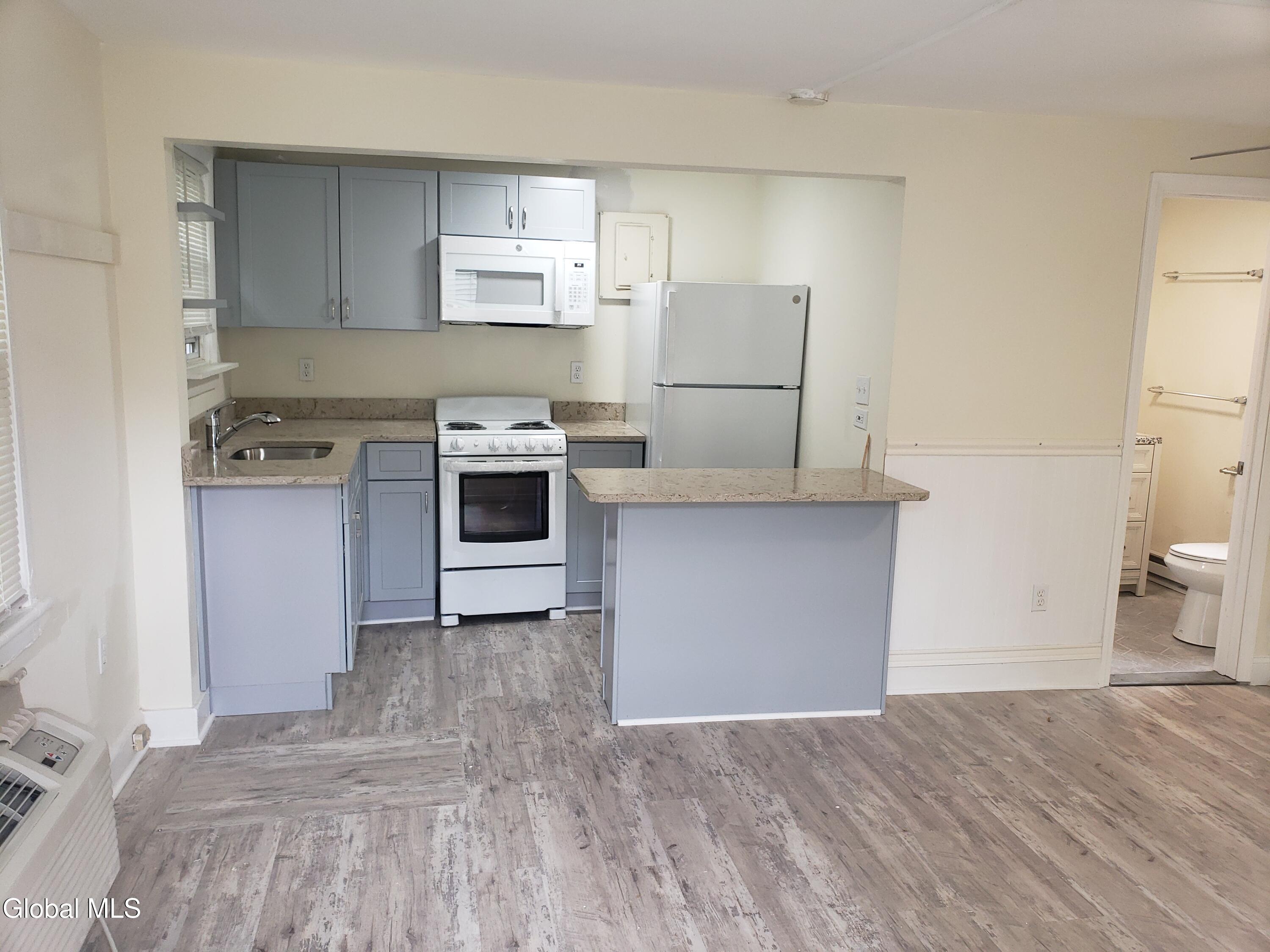 212 Regent Street Saratoga Springs NY 12866