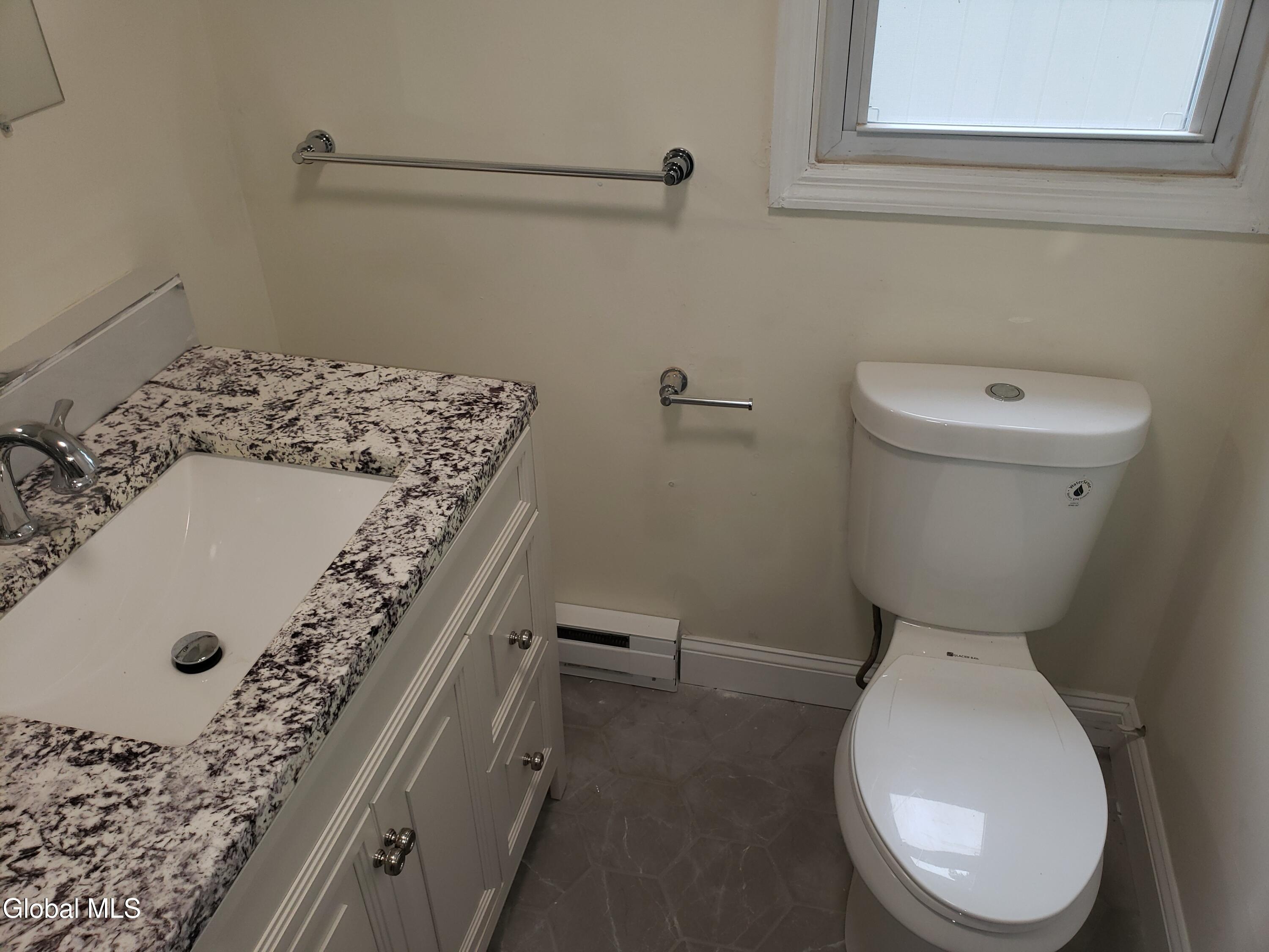 212 Regent Street Saratoga Springs NY 12866