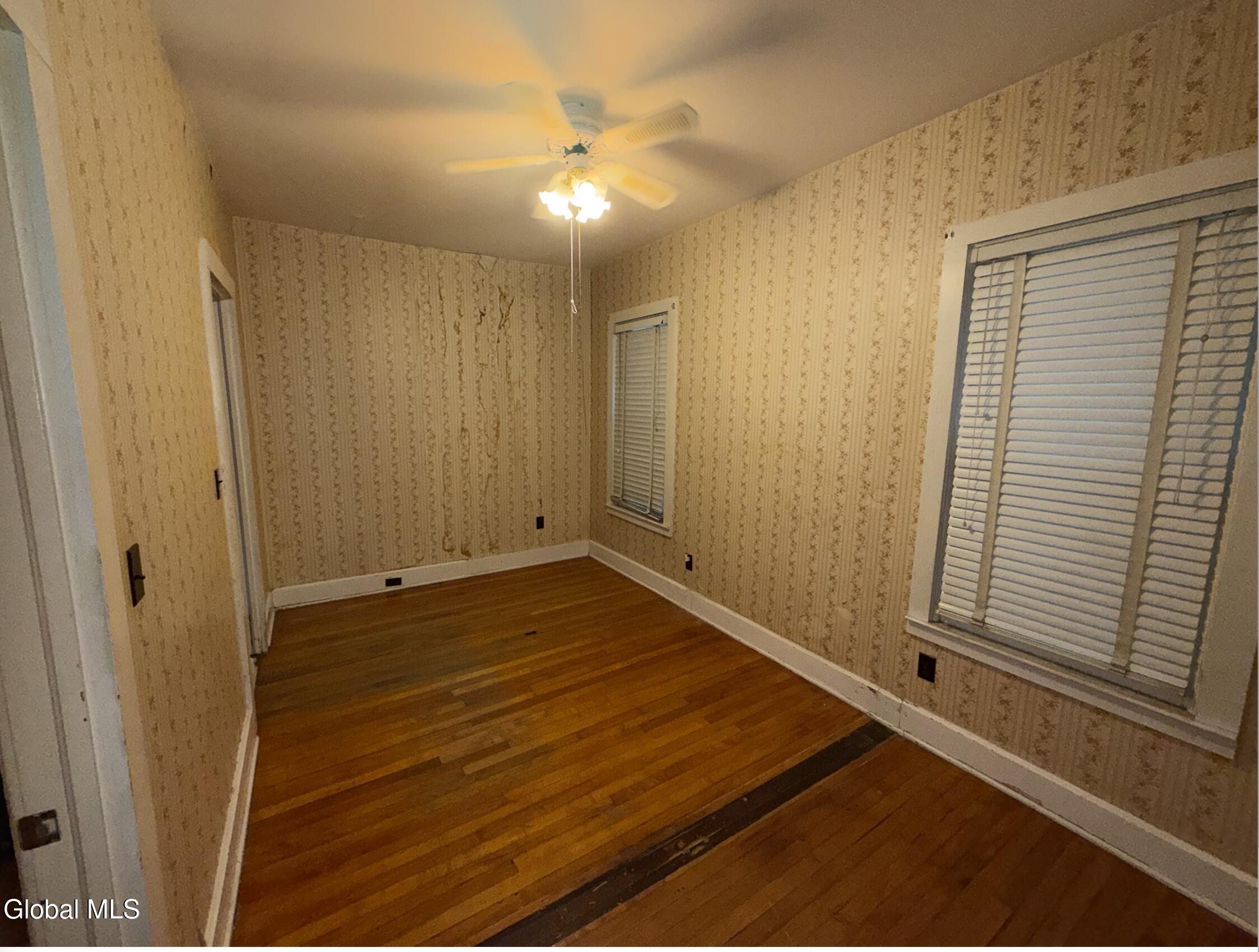 889 5th Avenue Troy NY 12182