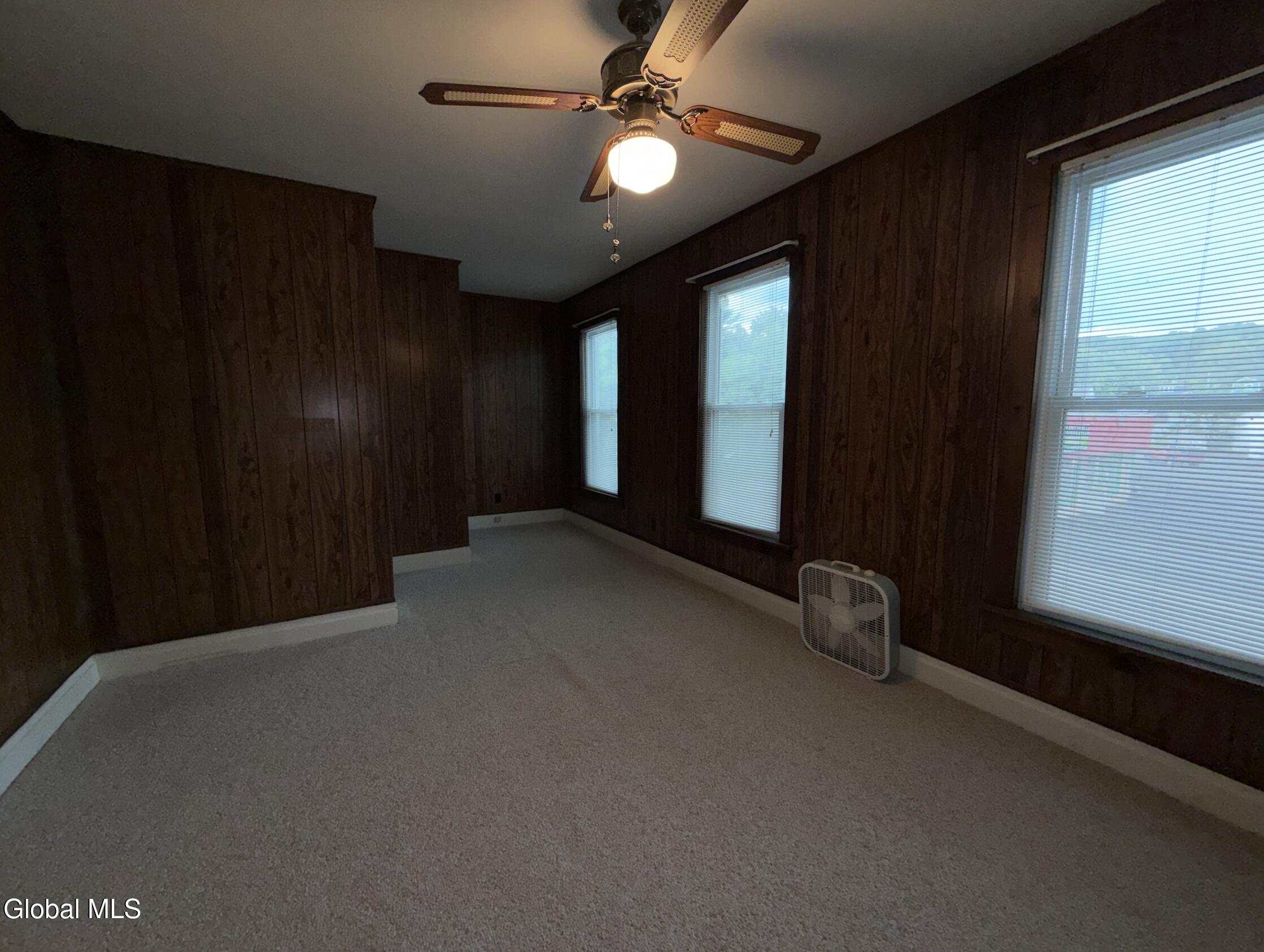 889 5th Avenue Troy NY 12182