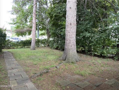 889 5th Avenue Troy NY 12182