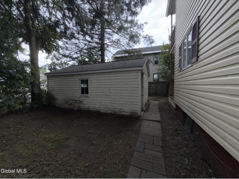 889 5th Avenue Troy NY 12182