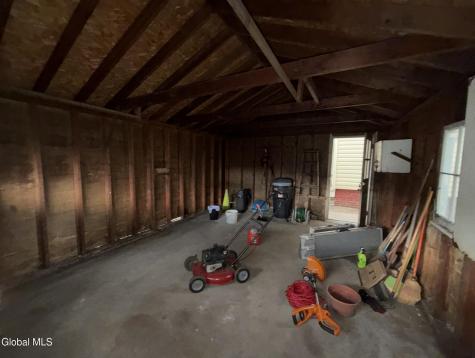 889 5th Avenue Troy NY 12182