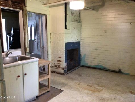 1339 3rd Avenue Watervliet NY 12189