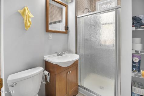 192 Hill Street Troy NY 12180