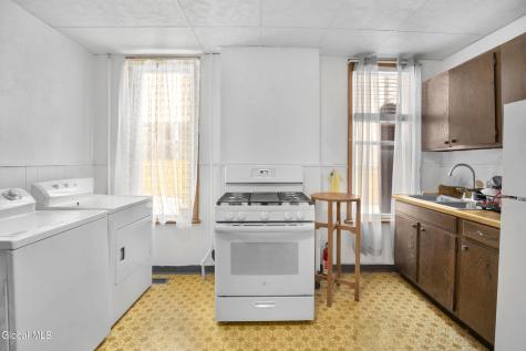 192 Hill Street Troy NY 12180