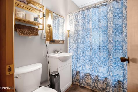 192 Hill Street Troy NY 12180