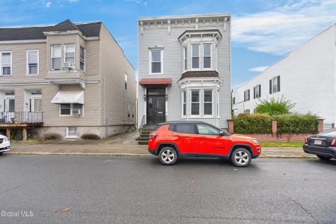 1516 3rd Avenue Watervliet NY 12189
