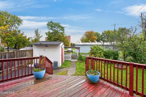1516 3rd Avenue Watervliet NY 12189