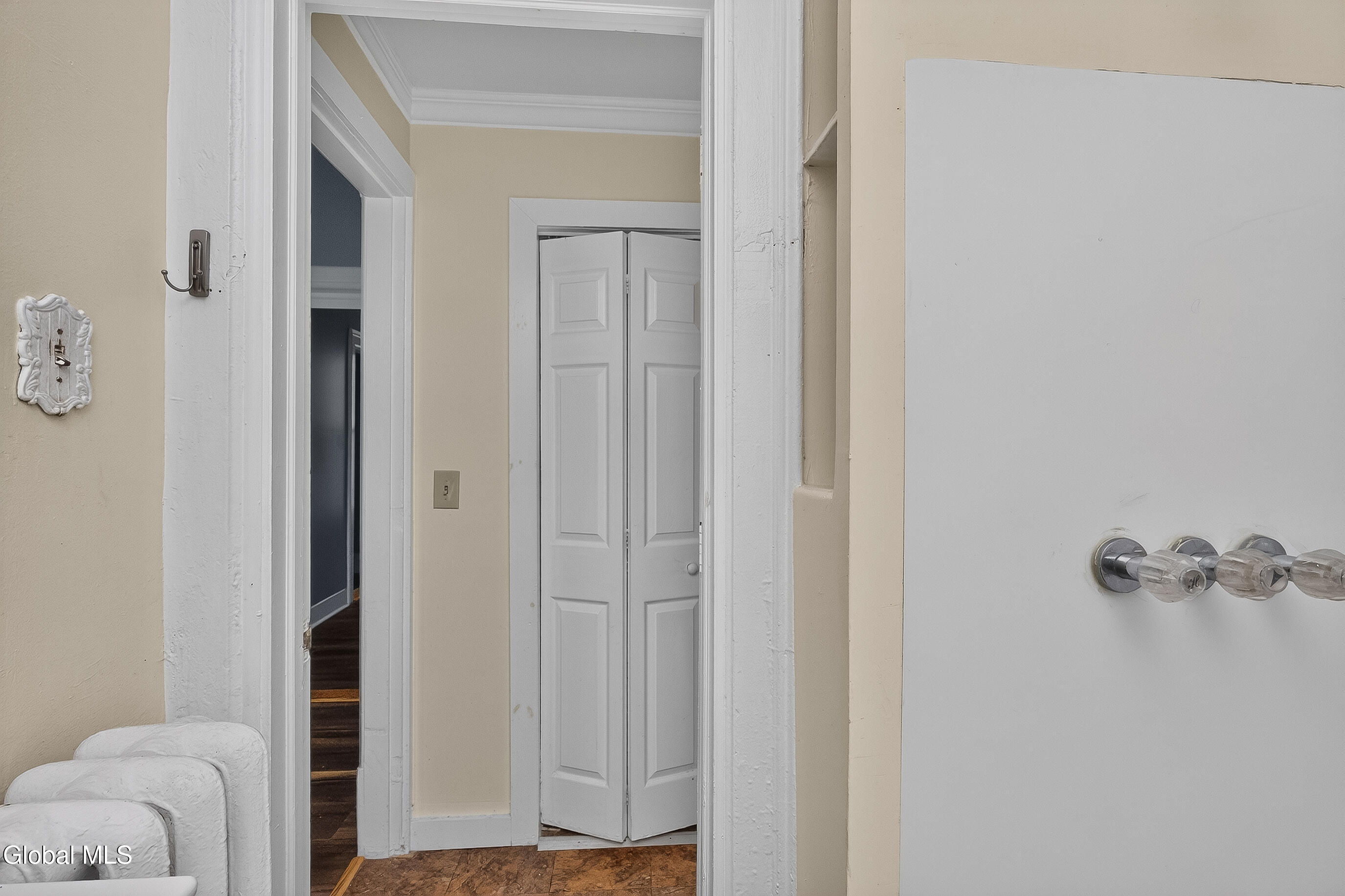 1516 3rd Avenue Watervliet NY 12189