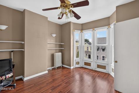 1516 3rd Avenue Watervliet NY 12189