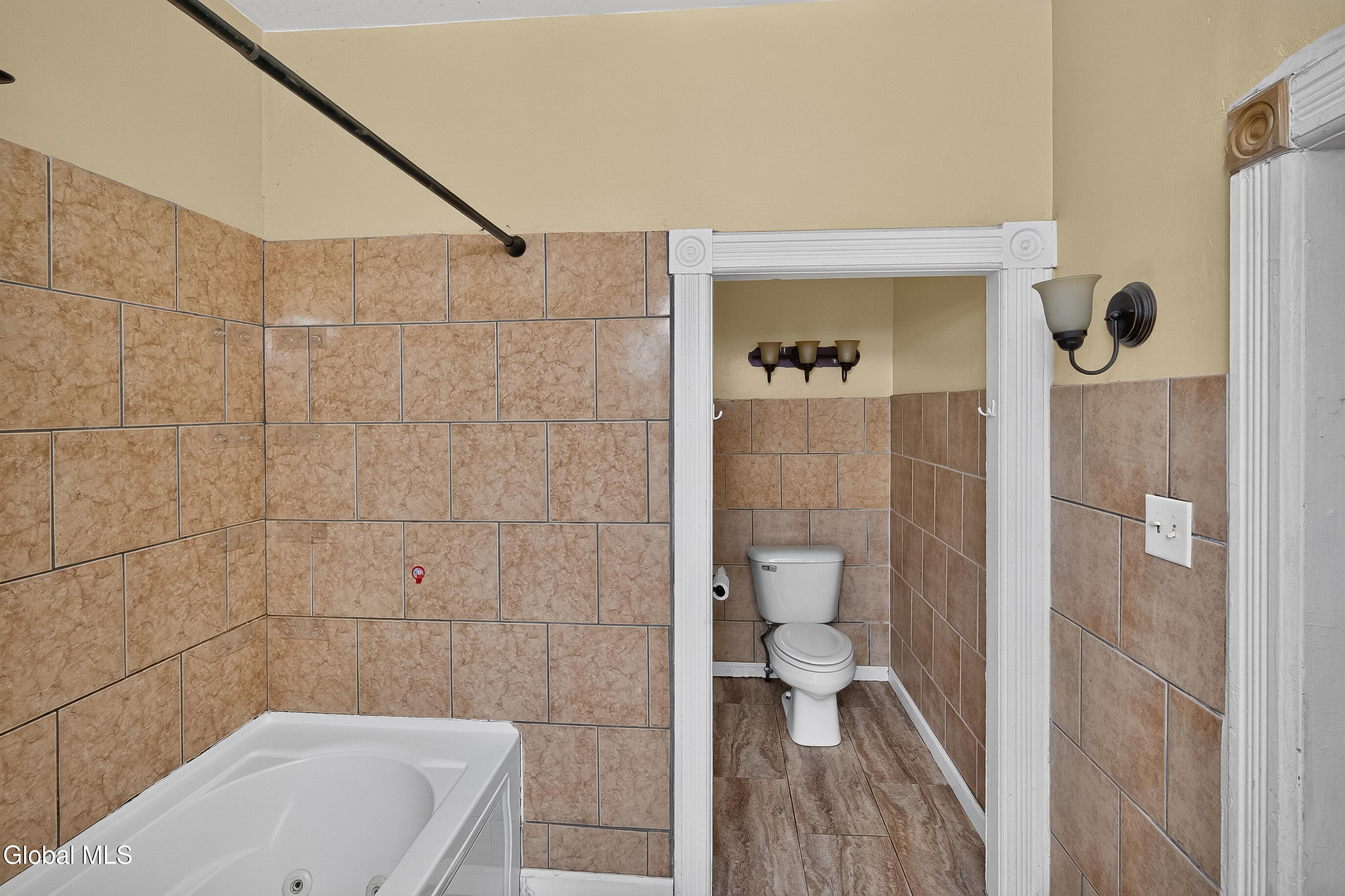 1516 3rd Avenue Watervliet NY 12189