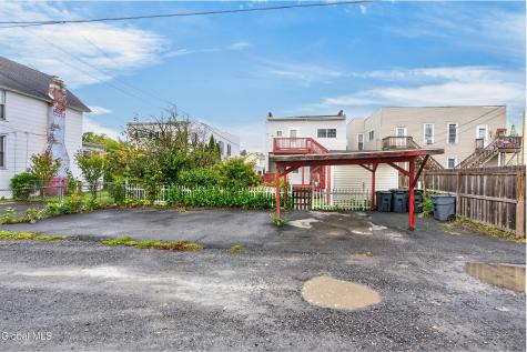 1516 3rd Avenue Watervliet NY 12189