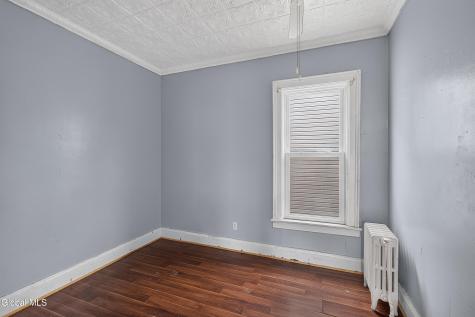1516 3rd Avenue Watervliet NY 12189