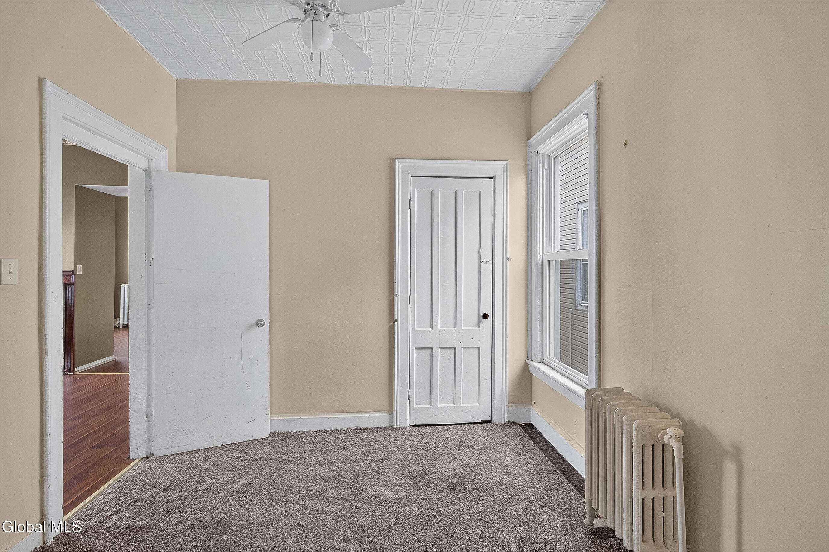 1516 3rd Avenue Watervliet NY 12189