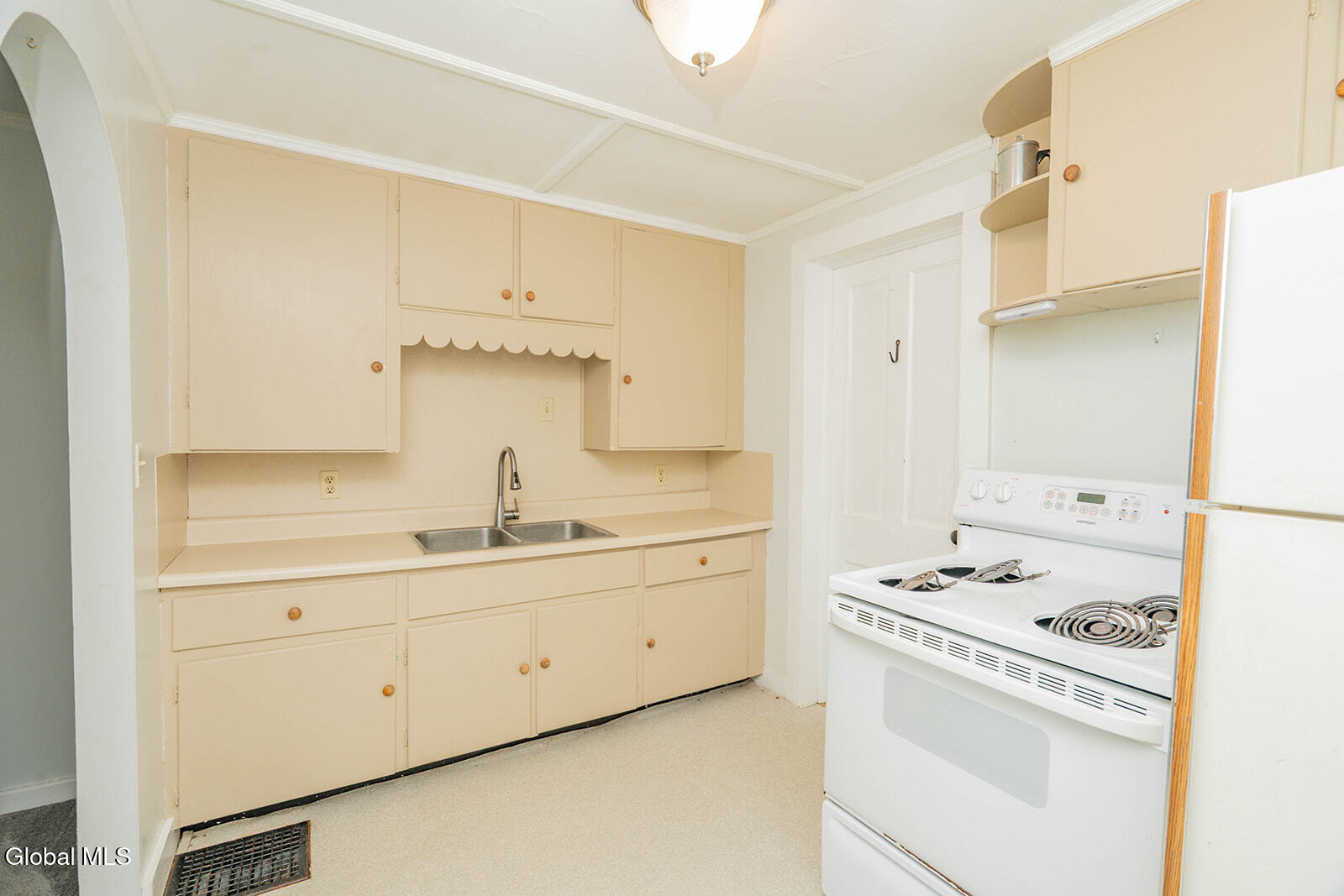 24 Mowry Avenue Greenwich NY 12834