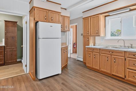 9 Academy Place Gloversville NY 12078