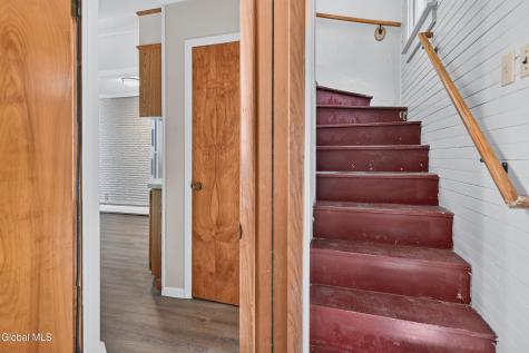 9 Academy Place Gloversville NY 12078