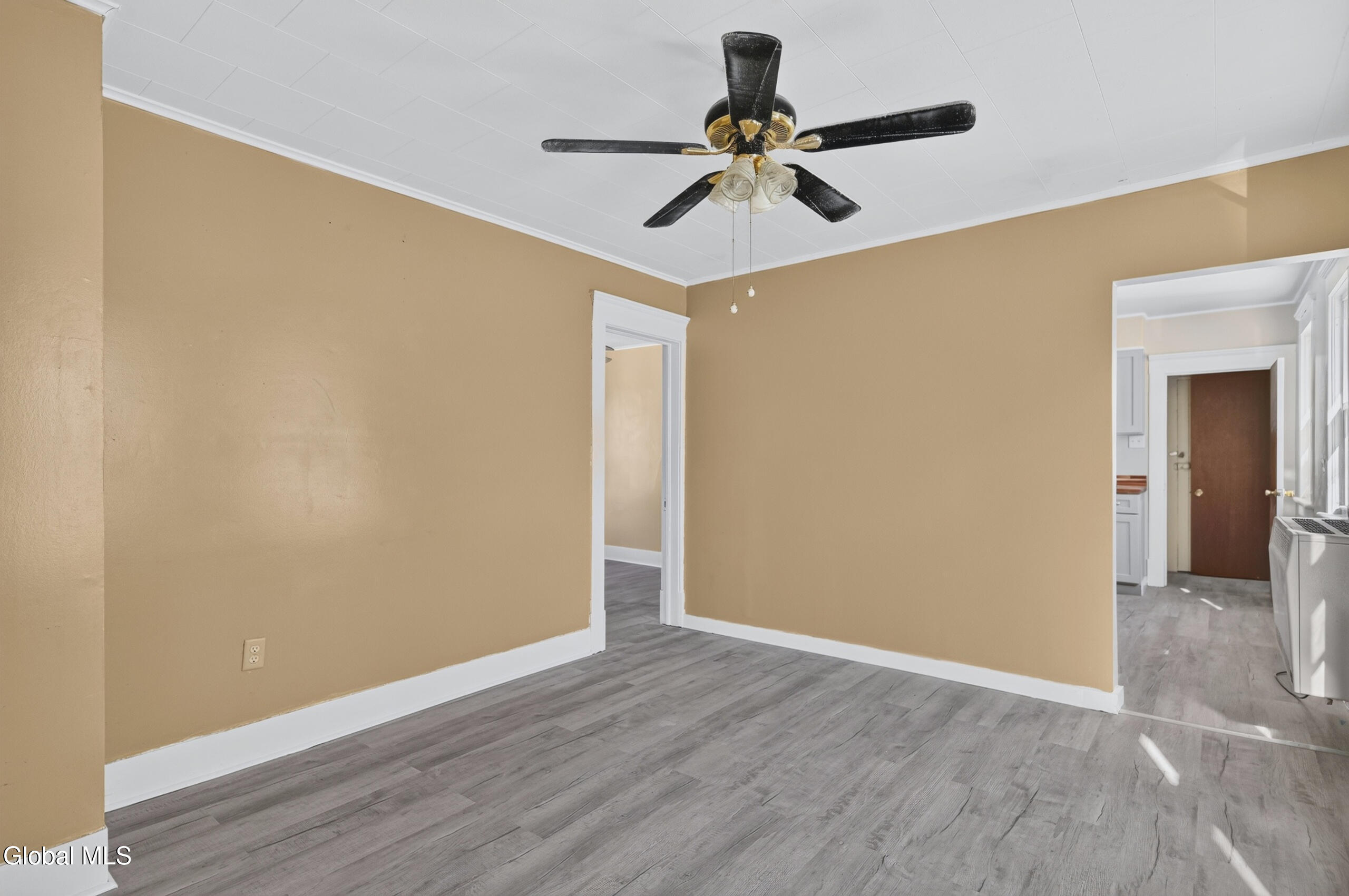 9 Academy Place Gloversville NY 12078