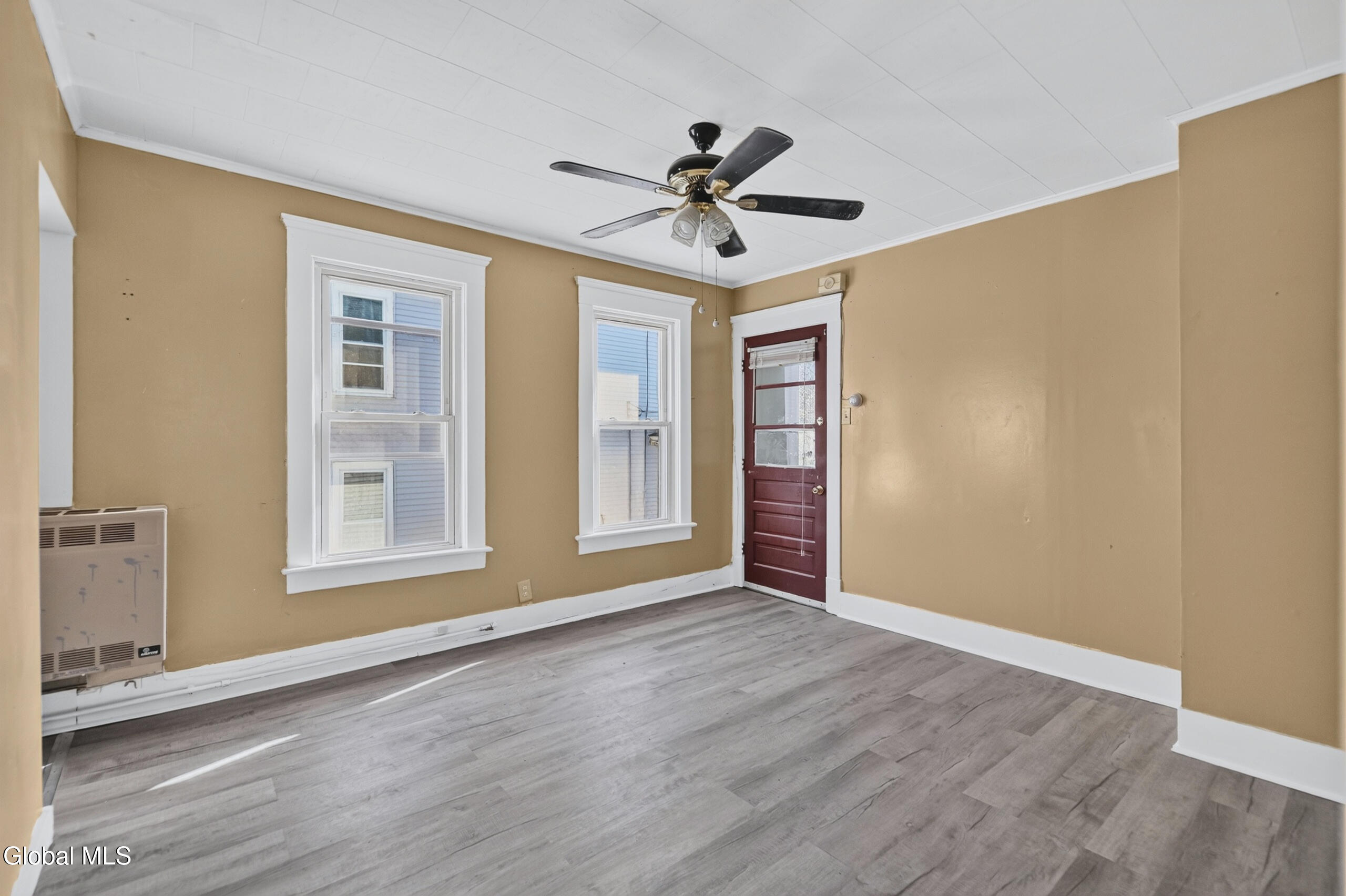 9 Academy Place Gloversville NY 12078