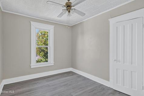 9 Academy Place Gloversville NY 12078