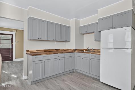 9 Academy Place Gloversville NY 12078