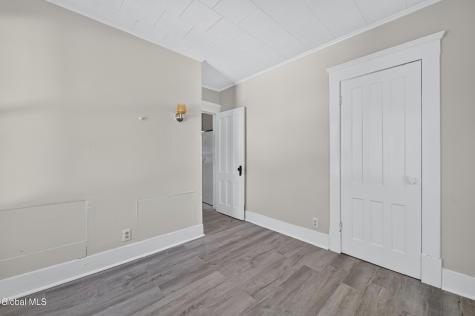 9 Academy Place Gloversville NY 12078