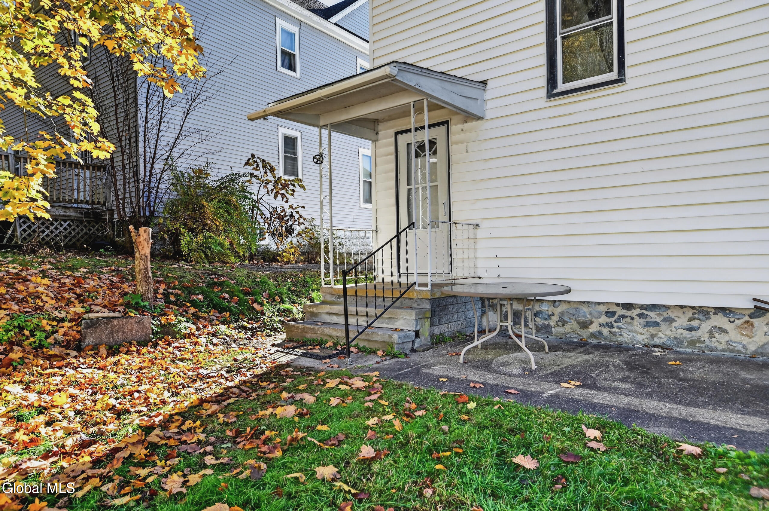 9 Academy Place Gloversville NY 12078