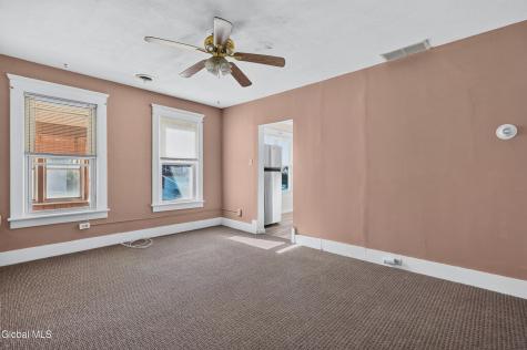 9 Academy Place Gloversville NY 12078
