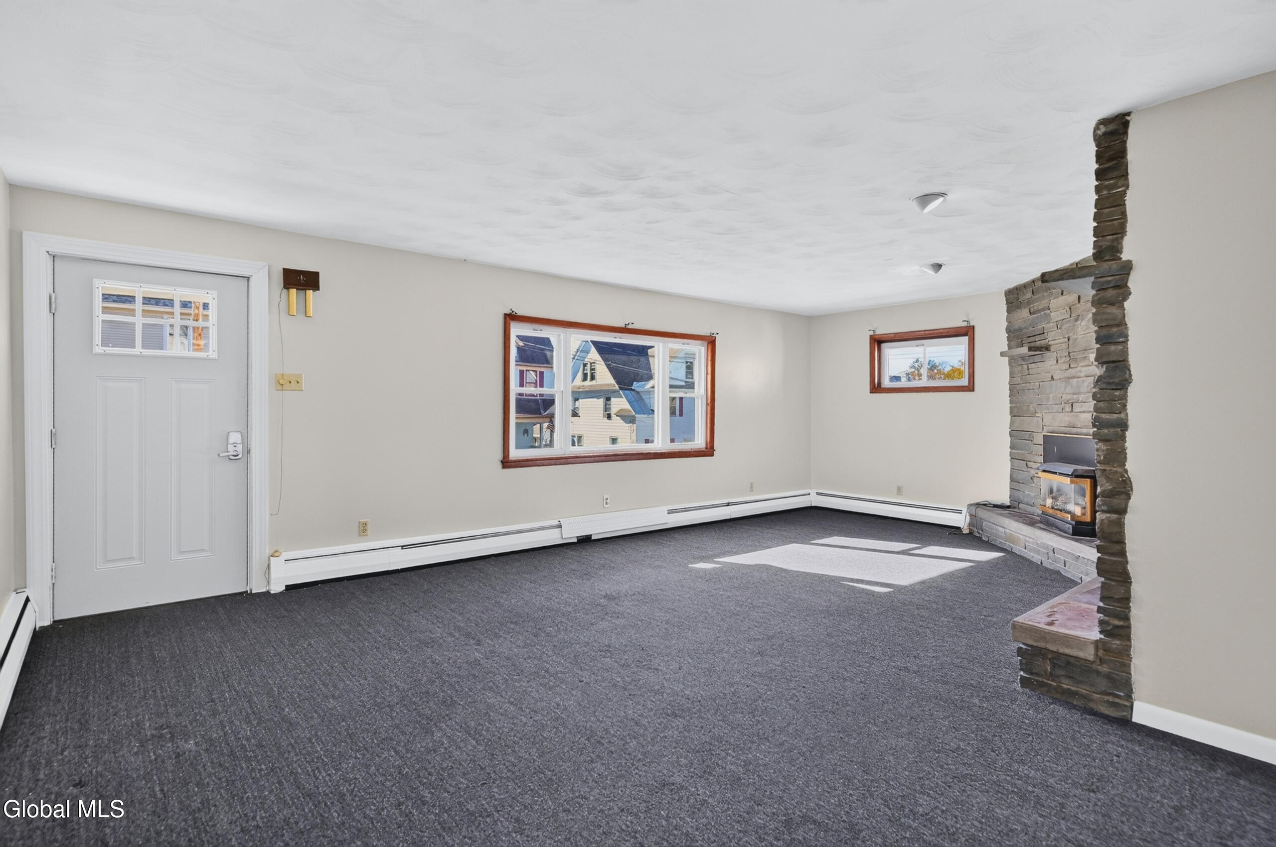 9 Academy Place Gloversville NY 12078