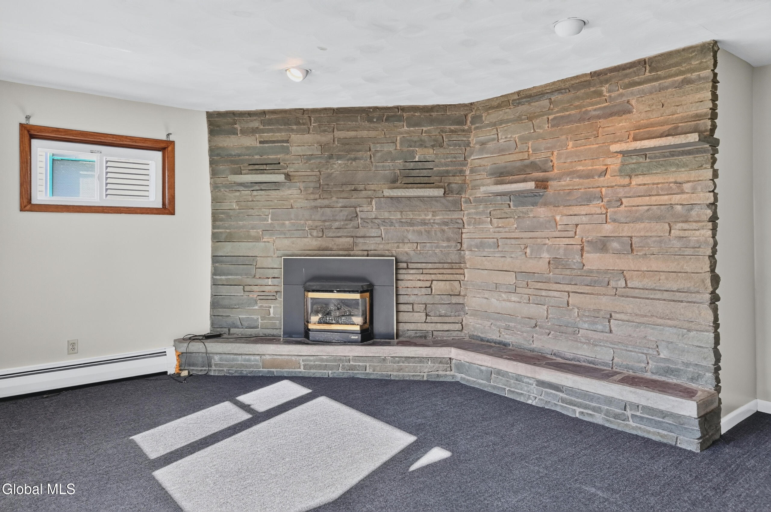 9 Academy Place Gloversville NY 12078