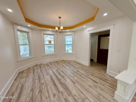 534 N Brandywine Avenue Schenectady NY 12308