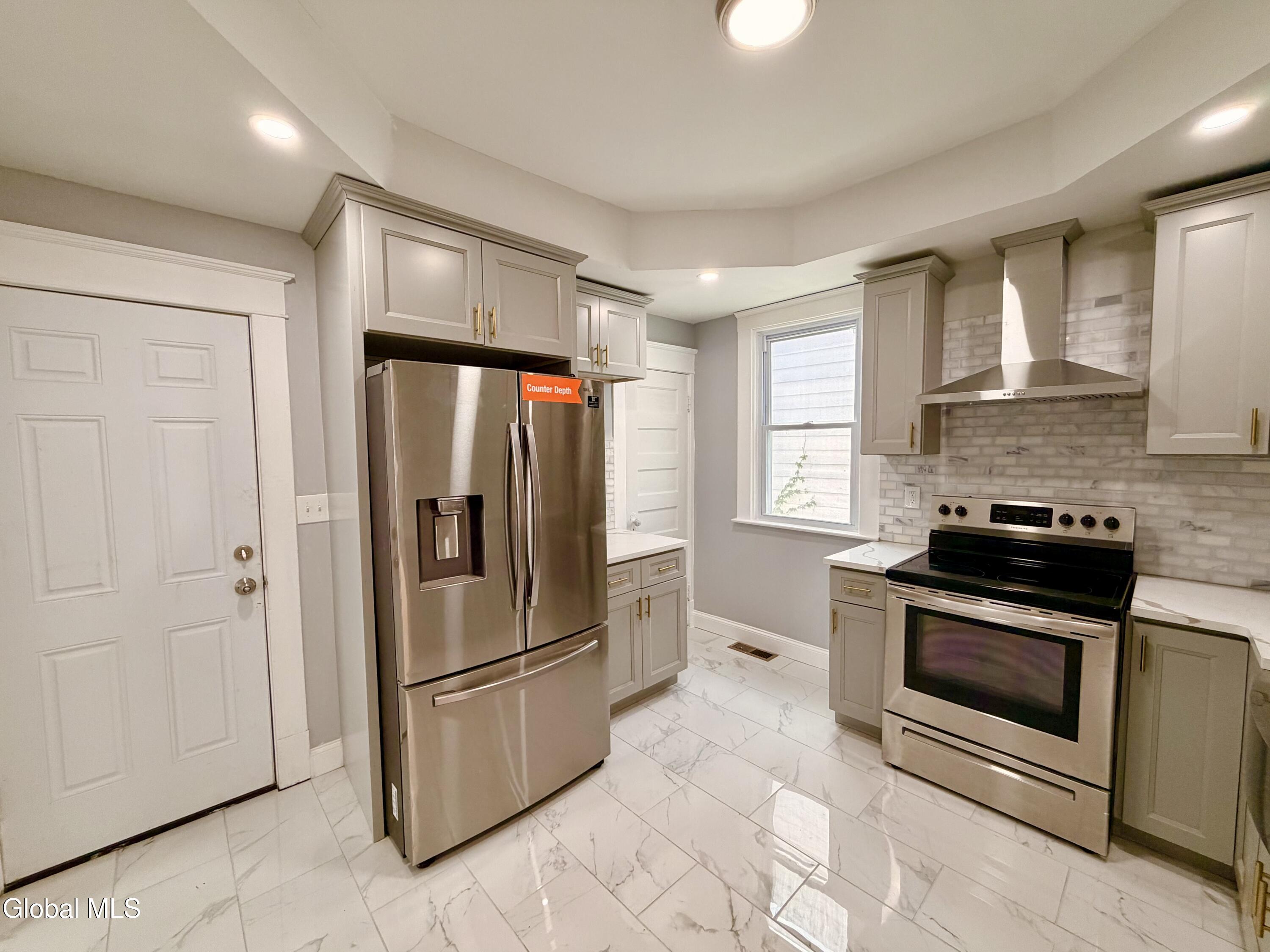 534 N Brandywine Avenue Schenectady NY 12308