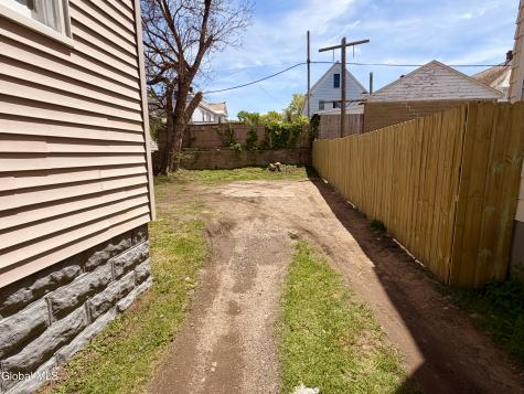 534 N Brandywine Avenue Schenectady NY 12308
