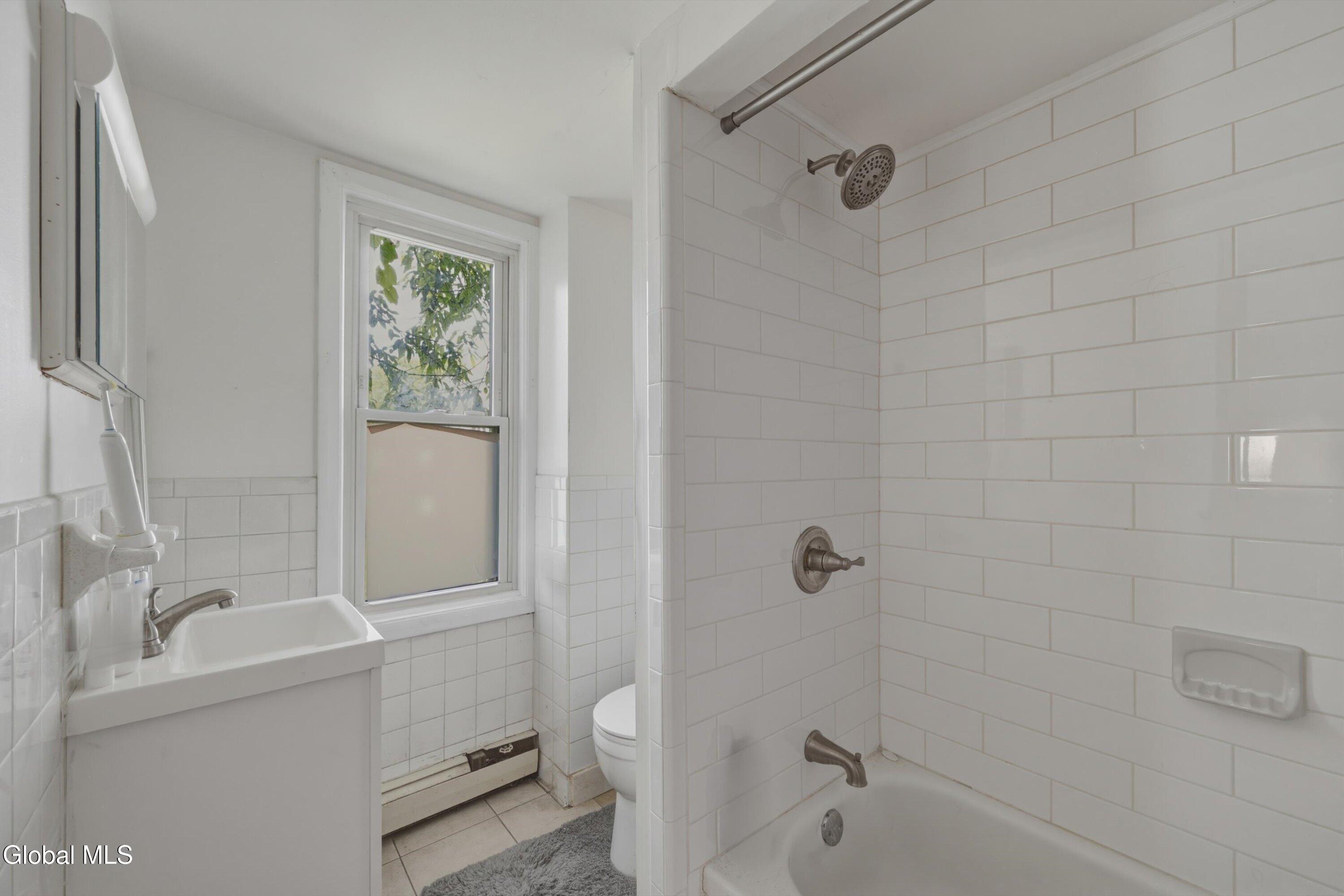 2209 16th Street Troy NY 12180