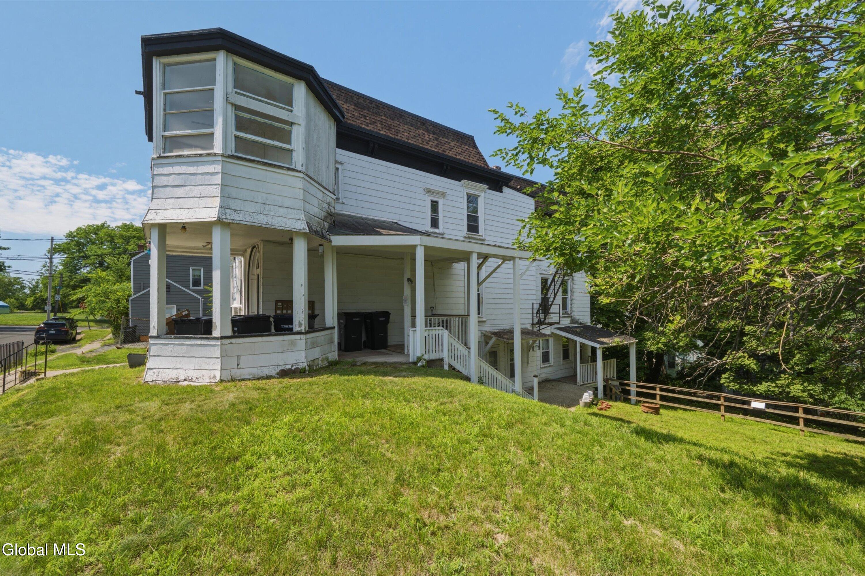 2209 16th Street Troy NY 12180